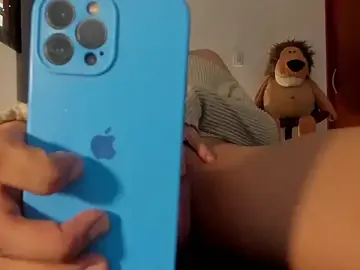 Stripchat Free Live Porn of isabelsexysmile_