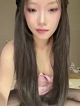 Stripchat Live Sex Cam of bigassgirl-00