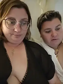 Stripchat Live Sex Cam of duotroublant