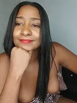 Stripchat Live Sex Cam of Berry_Bans