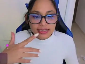 Stripchat Nude Webcam of Cuteprincess21