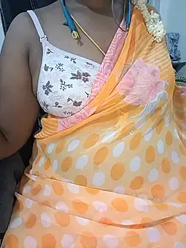 Stripchat Nude Webcam of Tamil-hotwife