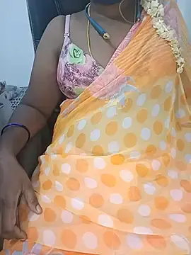 Stripchat Nude Webcam of Tamil-hotwife