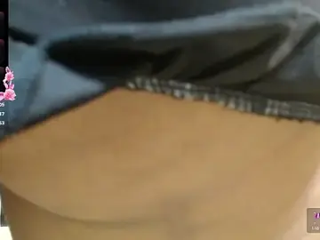 Stripchat Live Sex Cam of kairadayamai