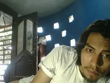 Stripchat Nude Webcam of AlexAlejandro13