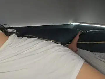 Stripchat Live Sex of im_lucky_adam