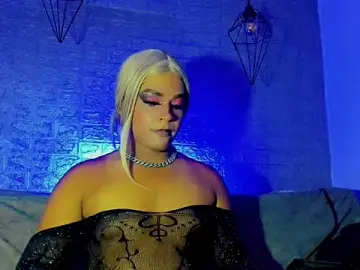 Stripchat Free Live Porn of CristalGill_