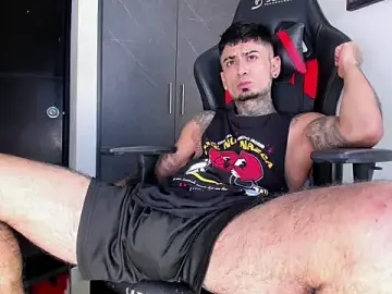 Stripchat Free Live Porn of sergiio_mesa27