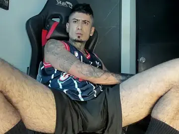 Stripchat Adult Webcam of sergiio_mesa27