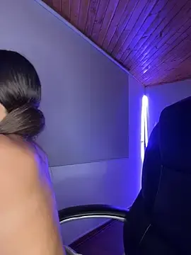 Stripchat Free Live Porn of Sofia18_pinkk
