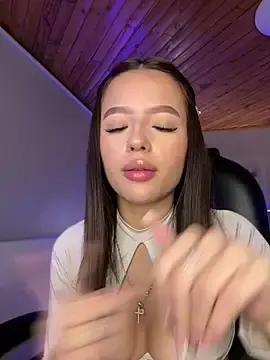 Stripchat Live Porn of Sofia18_pinkk