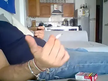 Stripchat Live Sex Cam of bobotatto
