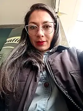 Stripchat Watch Live Sex Cams of Mia_Love-3