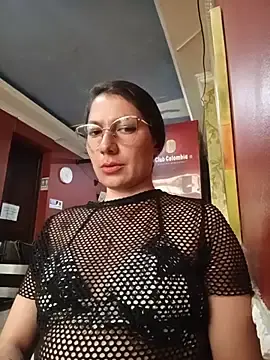 Stripchat Sex Cam of Mia_Love-3