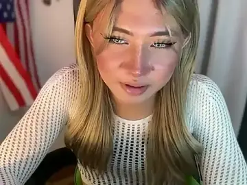 Stripchat Sex Cam of Miss_CandyX