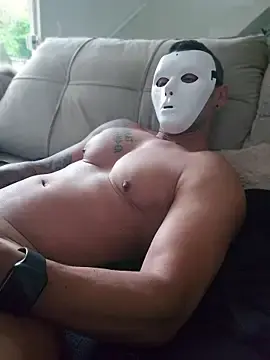 Stripchat Sex Cam of badbrown