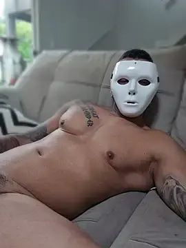 Stripchat Free Live Porn of badbrown