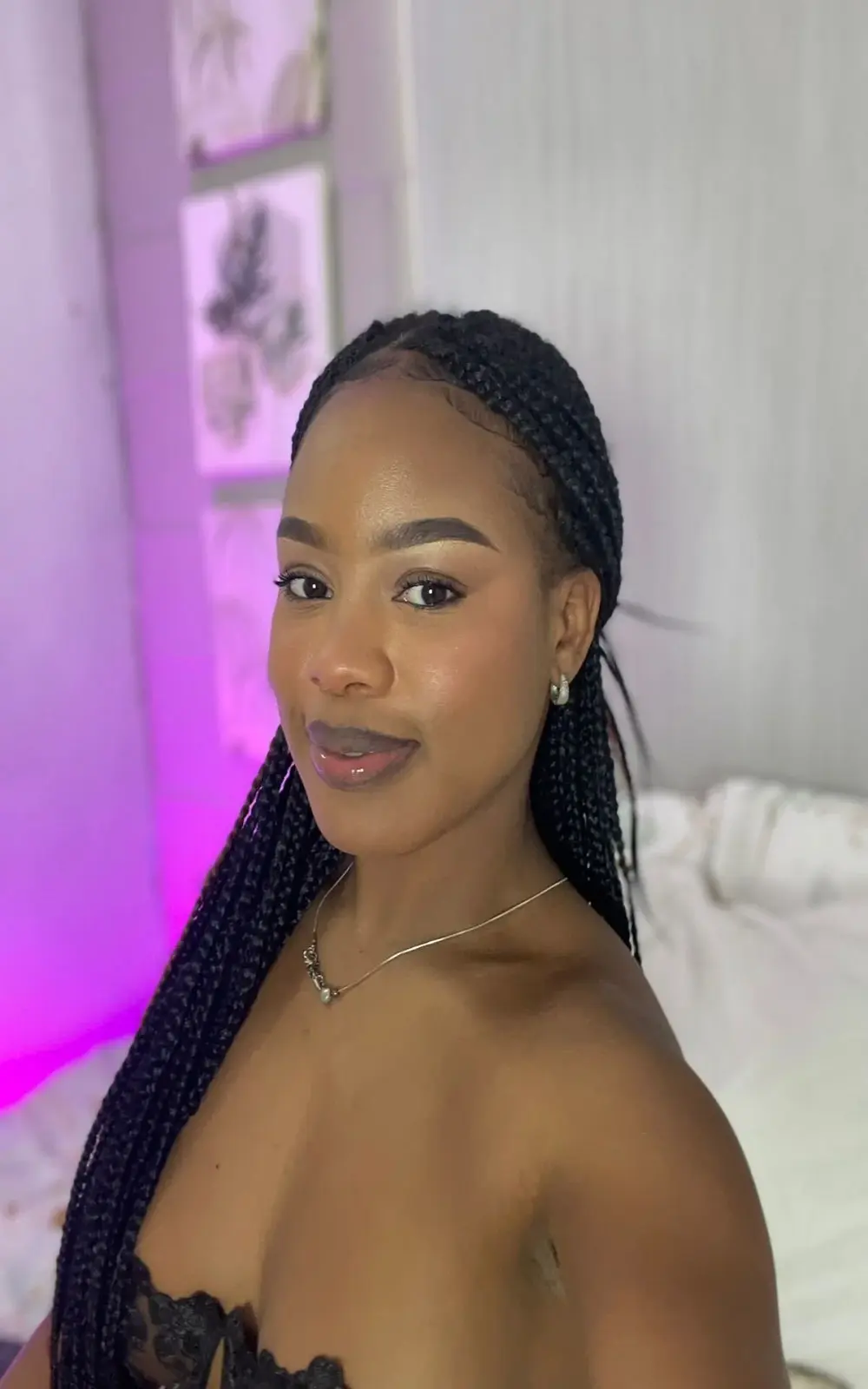 Melodi_Skye_