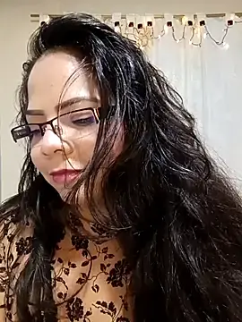 Stripchat Live Sex Cam of ROUSSE_SINCLAIR