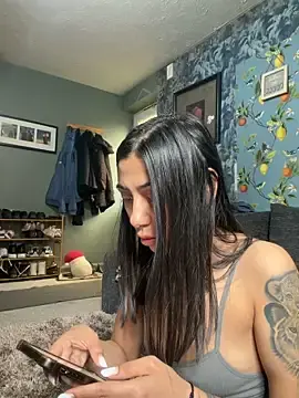 Stripchat Sex Cam of lex-llexiiii27