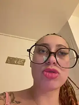 Stripchat Best live sex cam show of queenlo_xxx