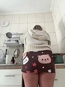 Stripchat Live Sex Cam of Bia_sexynovaes