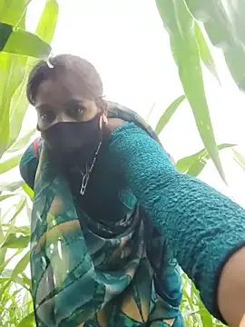 Stripchat Watch Live Sex Cams of Hey_Ziya