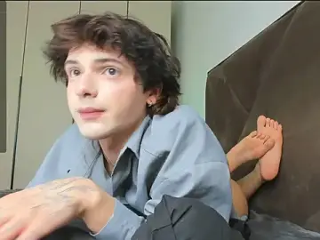 Stripchat Free Porn Cam of colestorms