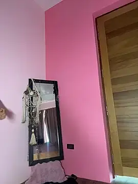 Stripchat Adult Webcam of mommyselenafit_