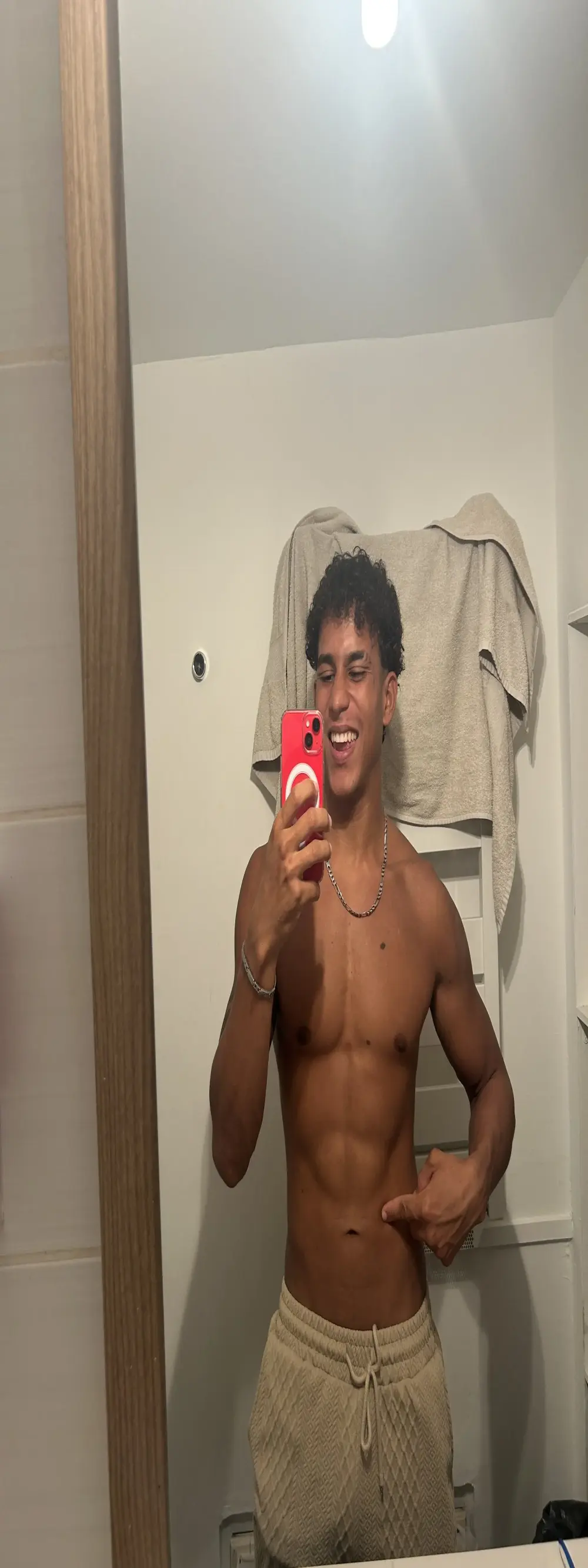 Biut_Bruschi1