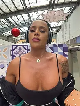 Stripchat Adult Webcams of HOT_LADY_777