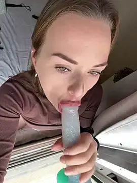 Stripchat Watch Live Sex Cams of ElenaRebelle