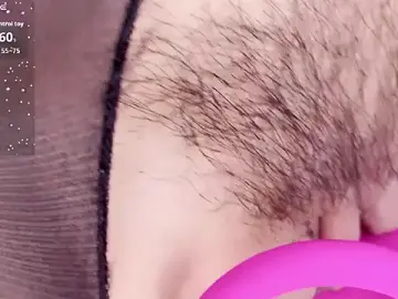 Stripchat Live Sex Cam of Nini-899