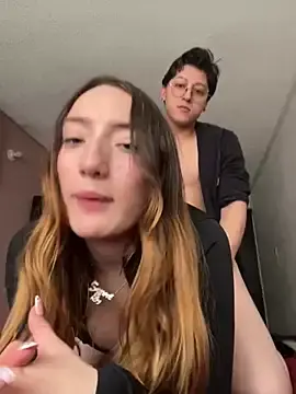Stripchat Watch Live Sex Cams of Valery_Salmons