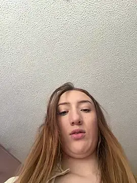 Stripchat Free Porn Cam of Valery_Salmons
