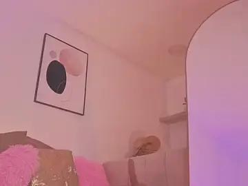 Stripchat Free Porn Cam of ahri_moon1