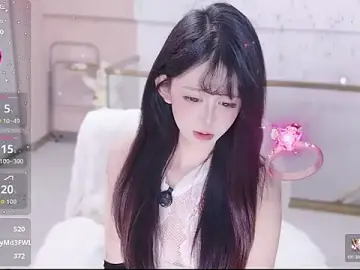 Stripchat Sex Cam of xiaobaicai2003