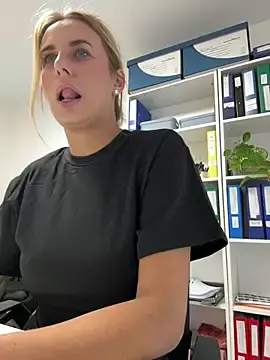 Stripchat Live Porn of Hii_Lolla