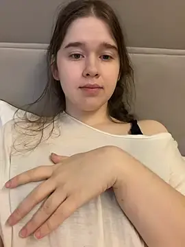Stripchat Free Porn Cam of HornyGirlH