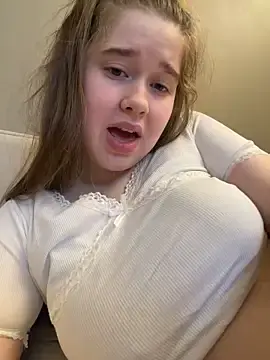 Stripchat Live Sex Cam of HornyGirlH