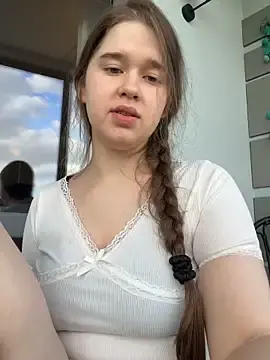 Stripchat Live Porn of HornyGirlH