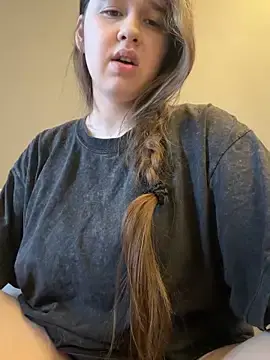 Stripchat Sex Cam of HornyGirlH