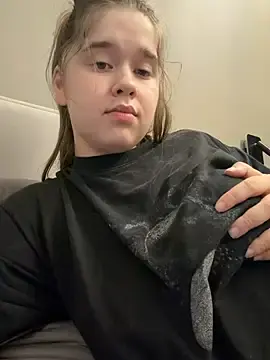 Stripchat Sex Cam of HornyGirlH
