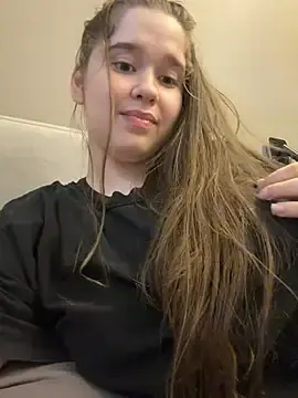 Stripchat Watch Live Sex Cams of HornyGirlH
