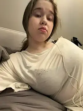 Stripchat Sex Chat of HornyGirlH