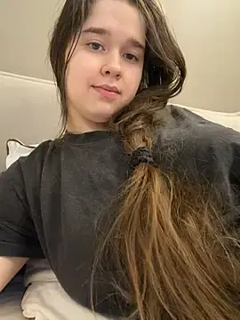 Stripchat Live Sex of HornyGirlH