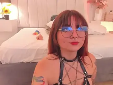 Stripchat Sex Chat of leah_bloom_