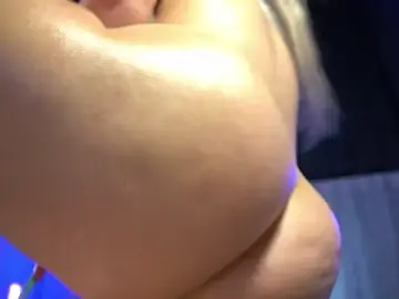 Stripchat Free Porn Cam of mandypeas