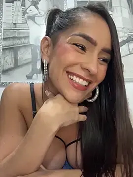 Stripchat Best Webcam of Mau_White