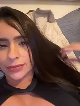Stripchat Nude Webcam of Mau_White